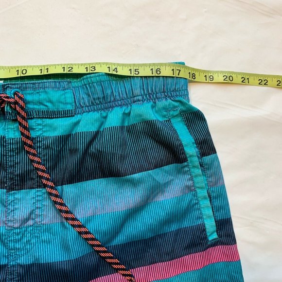 Nike Swim Trunks Board Shorts Mens Medium M Mesh Brief‎ Swoosh Colorful Striped - Picture 9 of 12